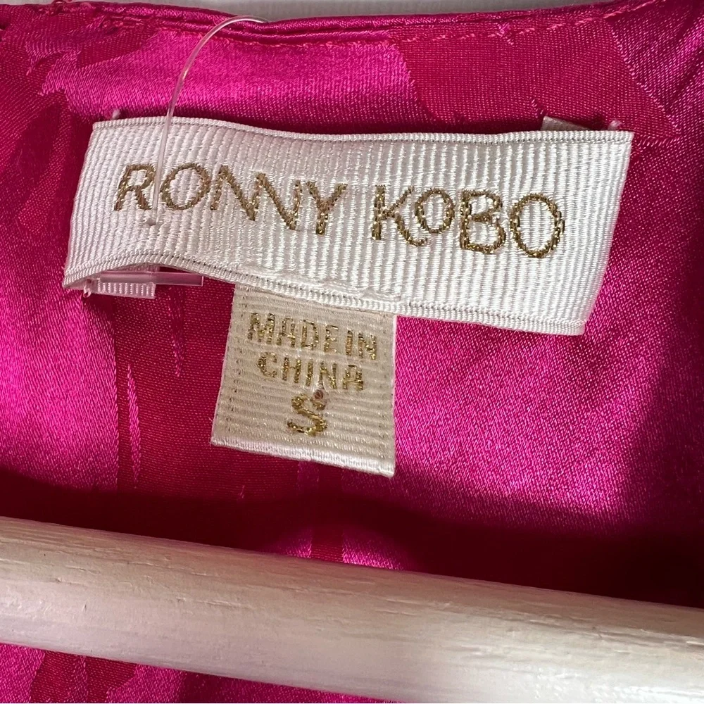 NWT Ronny Kobo Eugenia Jacquard Top Silk Blend Pink Size Small - Picture 7 of 16